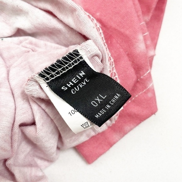 SHEIN curve Christmas Santa short sleeve t-shirt - Picture 3 of 5